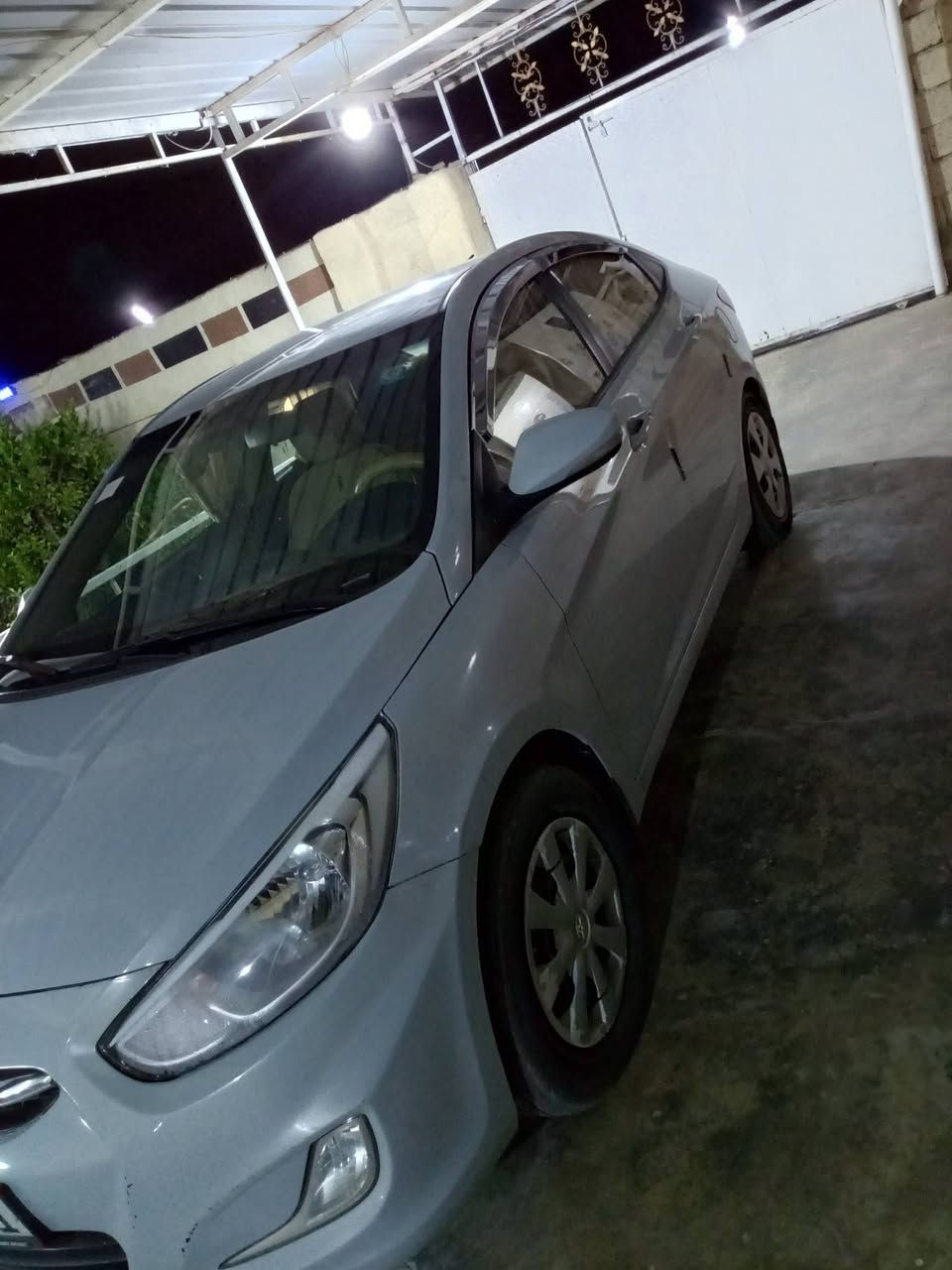 سياره اكسنت موديل ٢٠١٥ رقم بغداد بأسمي  سنويه لحد ٣٠ صبغ احزام  صدر تخم تاير كهربائيات كله فول محرك ١٤٠٠
السياره بيه خيط تبخير كلش قليل  بدون تنقيص 
بيع  أومراوس 
السعر ٨٠ وبيه مجال بسيط 
***********
العنوان ديالى
