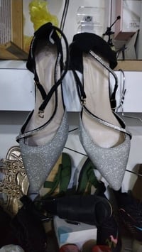 ملابس • للبيع