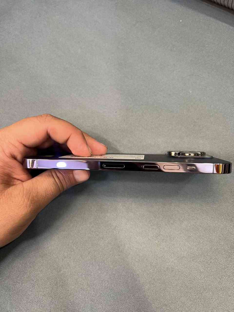 السلام عليكم
iPhone 14 Pro Max 
الذاكرة 256
البطارية 90
السعر  925 
***********
