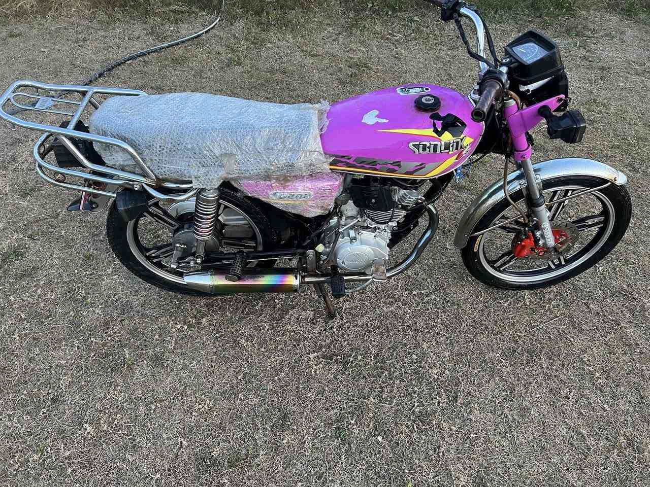 السلام عليكم دراجه سيفان موديل ٢٤وراق صولي دراجه خير من الله بس كهربائيات يرادلهن ربط السعر ٥٠٠وبيه مجال مكان محموديه اليوسفيه جسر معمل الزينب الهاتف ‭٠٧٨٨ ٢٩٢ ٧٢٩٠‬
