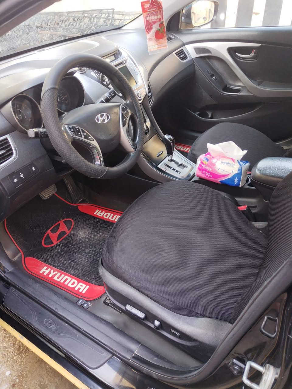 سلام عليكم للبيع النتره مديل 2013 وارد امريكي حادثه باب سايق بدون دواخل وسياره ليبل واحد مكينة كير صدر تخم تاير خير من الله تبريد ثلج سياره حلوه جاهزة رقم بغداد دولي تحويل مباشر بسمي مصفره هيئه وغرامات مكان بغداد دوره سعر 95 وبيه مجال للطيبين رقمي ‏‪***********‬‏
