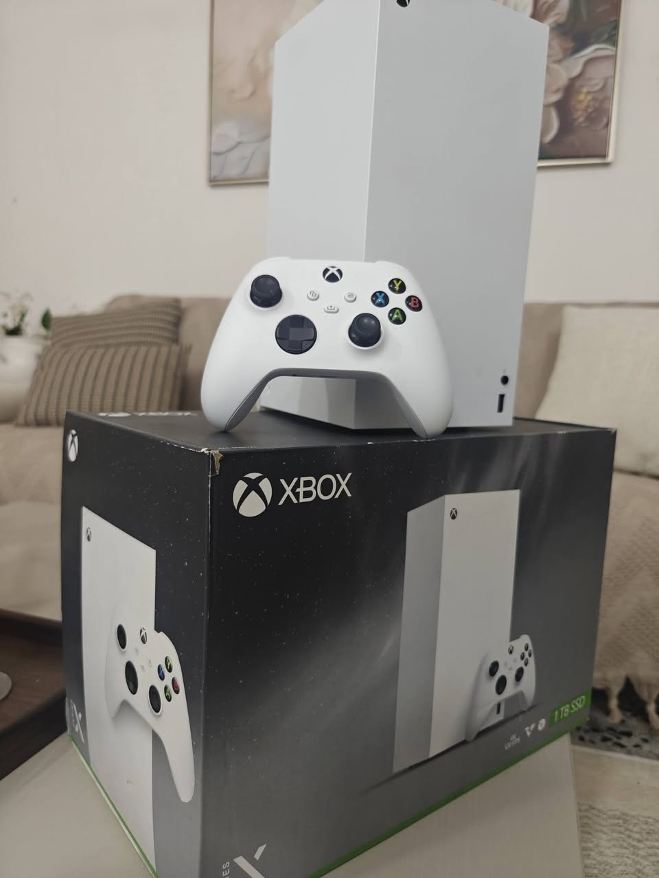 XBOX SERIES X
للبيع مستخدم  قليل شخط مابي 
جيم باس شهرين
السعر 725 الف

***********
