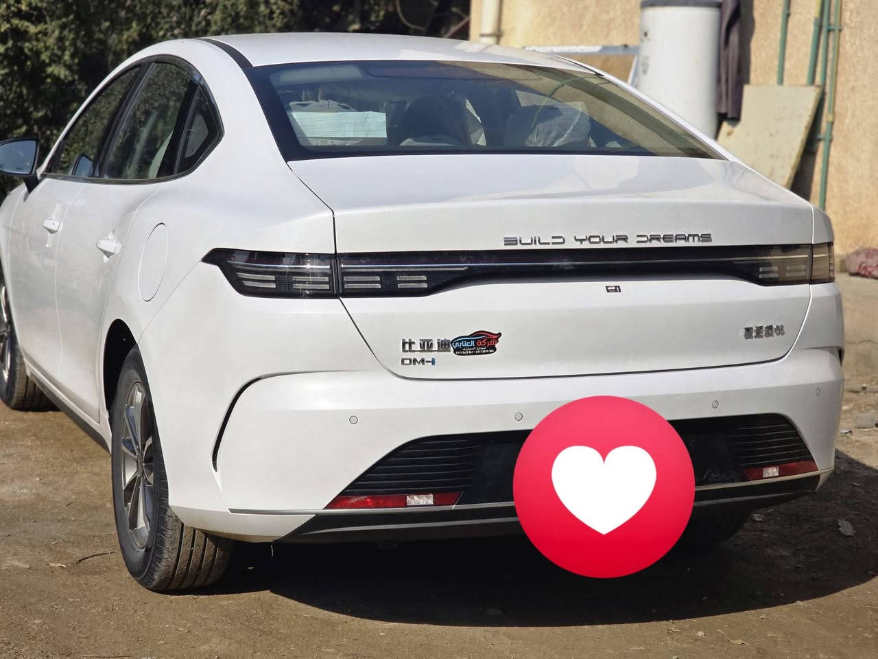 السلام عليكم بي وي دي زيرو ماشيه ٧ الف فقط كفاله من كلشي البيع فقط بلتقسيط مكان سياره بغداد البلديات رقم هاتف ***********
