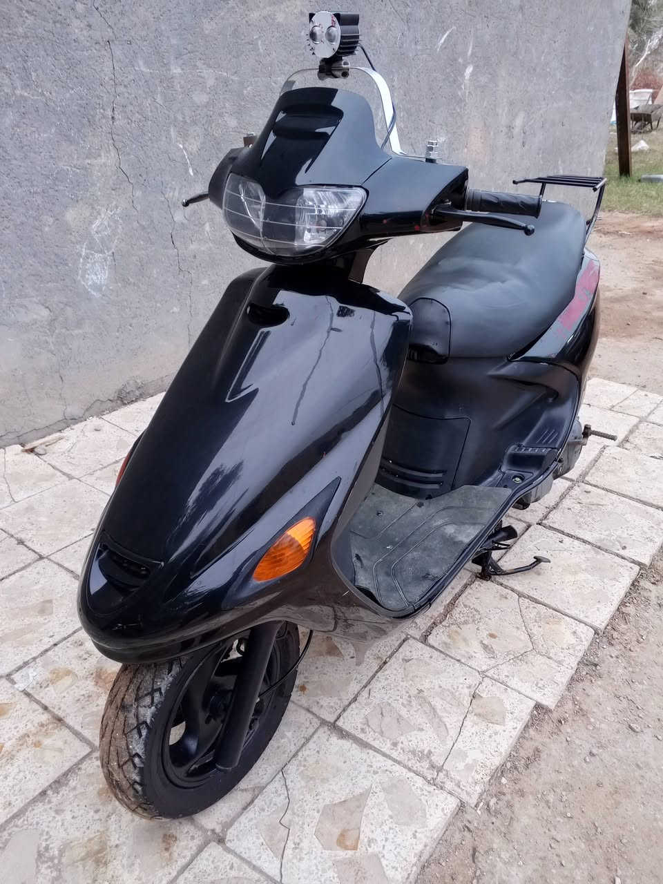 سلام عليكم 
فراشة 🦋 
فحل مقدم دسك
دراجه حاوية
مامفتوح برغي بيها شرط 
كفرات كله بلاد مو تجاري 
لايت زنون 
تايرات جيلاتين جدد
كهربائيات كلها شغاله 
نگره سلف هندر
بريك وره گدام 
المكينه خرسه جديده كلش 
للبيع مكاني نجف ***********
