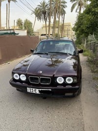 BMW 525iA موديل 92 سياره جاهزه شخط مابيها قبل كم يوم طلعت من الفرن صبغ...