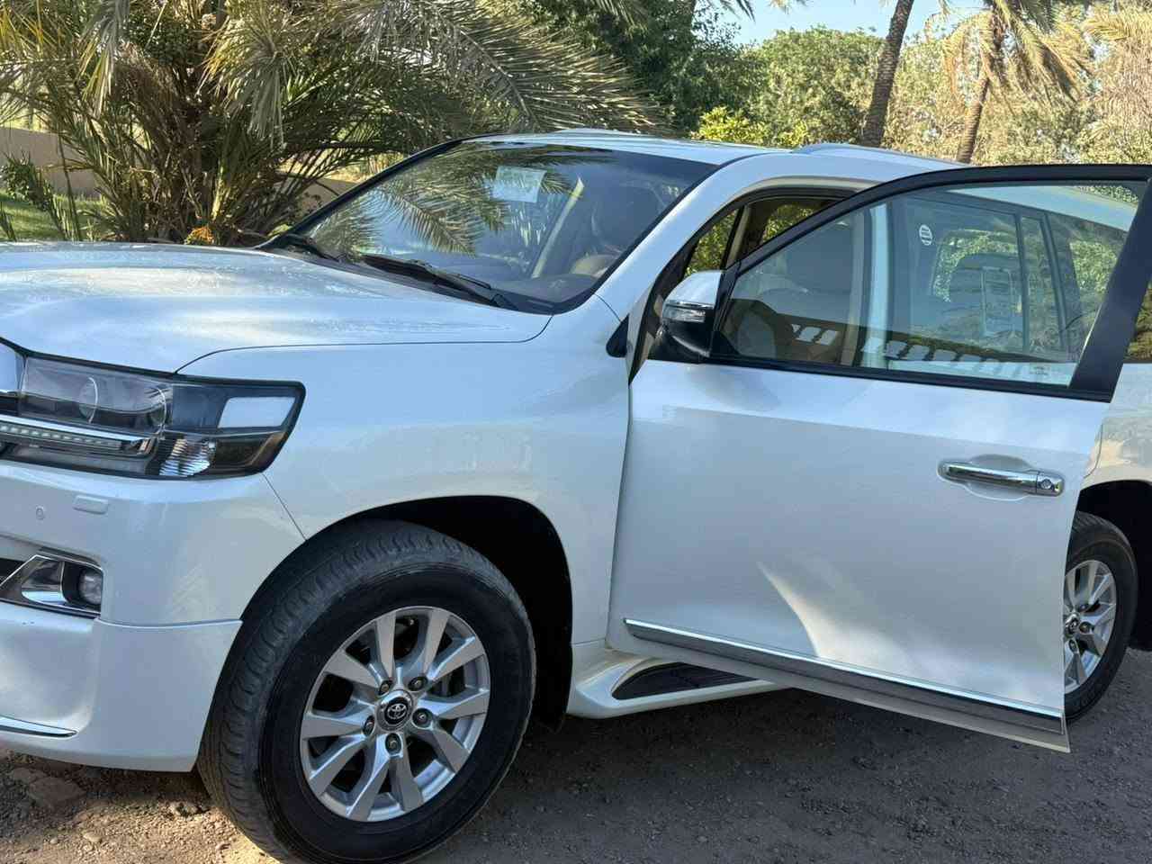 ٢٠١٧ بغداد وايت ادشن بارد شبر بالجاملغ الخلفي ٤٣٠٠٠ دولار
واسط العزيزيه ***********
