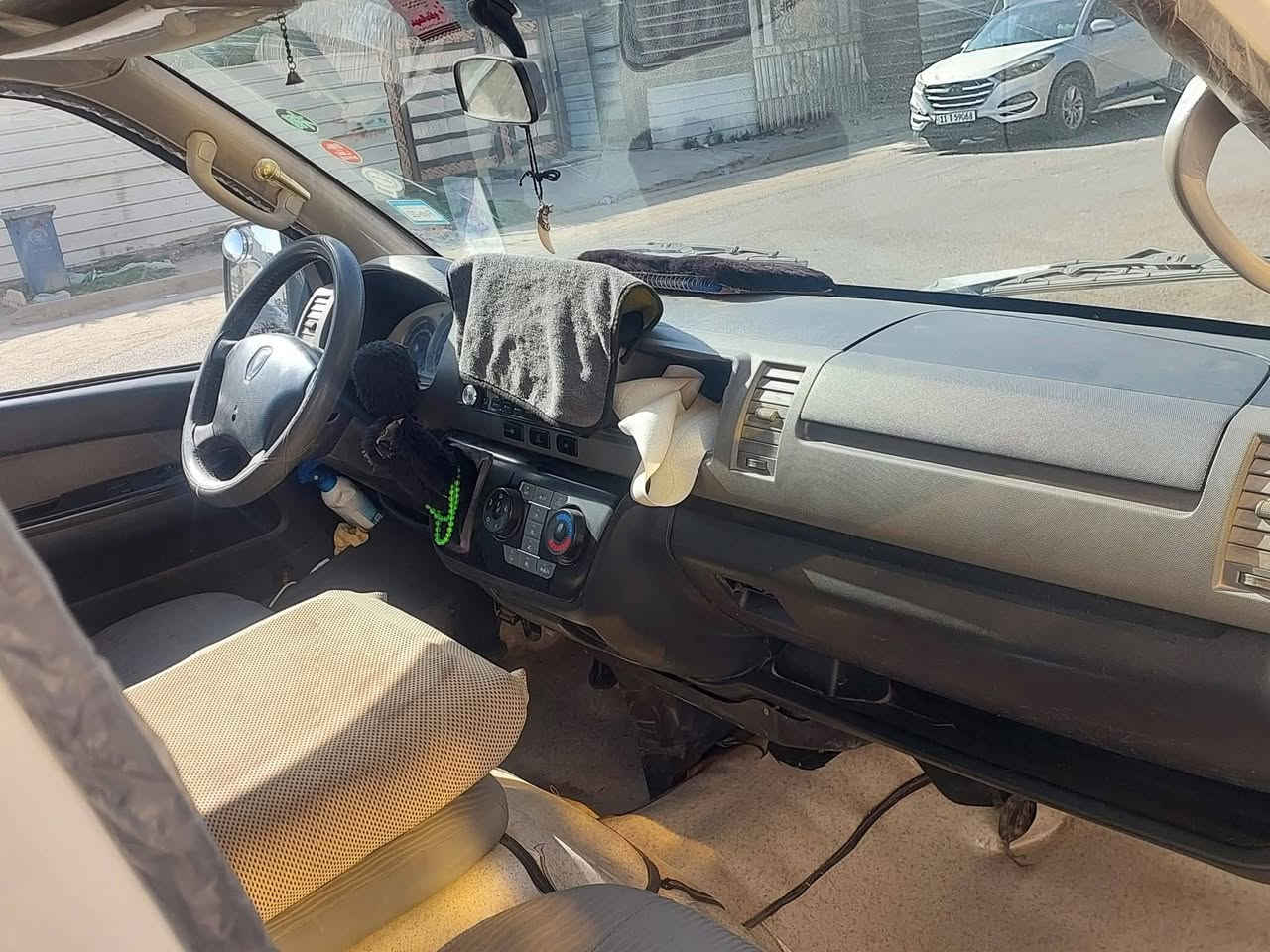 اج تو مديل 14
بيهه طخه بل بنيد بدون دواخل فقط بنيد 

كير مكينه كفاله تبريد. منضومه غاز 

ادخلهه نضيف 

رقم واسط بسمي  مصفره من كلشي ثاني يوم تحويل 

العنوان بغداد ***********
