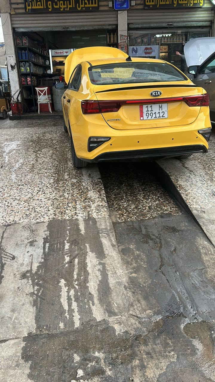 سلام عليكم فورتي موديل 19 وارد كندي رقم الدولي الجديد بمسي تحويل ثاني يوم مواصفات كشنات تدفئه  ستيرن تدفئه قبل كم يوم سويتلها إدامه كامله سياره خير من الله مبدل كير ايتي مفتوحه بيها رواجز محرك 2000 دوش ضربتها جاملغ خلفي وجاملغ إمامي بدون داخل بل عراق ***********
