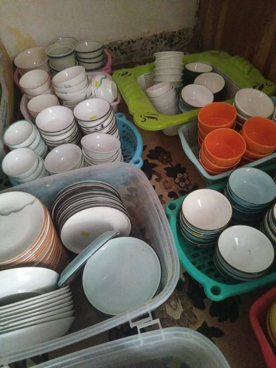 السلام عليكم  أقره التفاصيل وبخدمتك
شلعه فرفوري ومواد منزليه الكميه كبيره والسعر اقل من الجمله للإستفسار تواصل واتساب ***********سيد حيدر
