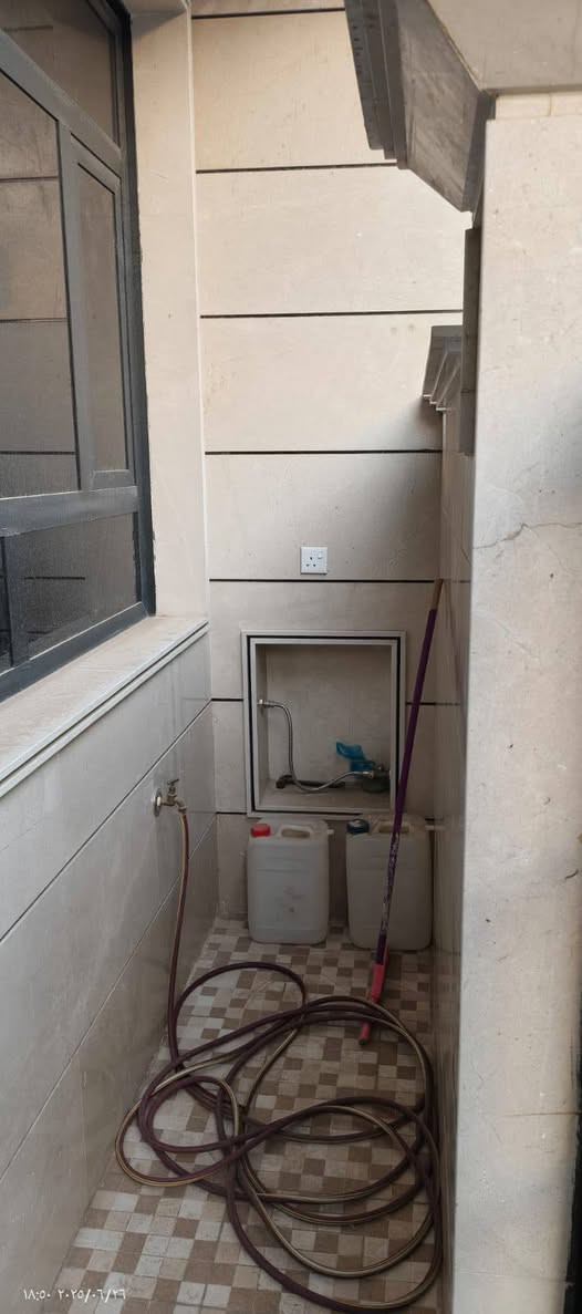 مكتب الزبيدي للعقار🏠🏠
للبيع بسعر مناسب جدا بالنسبة للقاهرة 🏠🏠🏠
العنوان حي القاهرة بظهر خزان المياه طابو صرف🏠🏠
عنوان مكتب الزبيدي حي القاهرة بظهر تانكي المي مقابل جامع المثنى 🏠🏠
 مساحة ٦٠ متر واجهة مرمر الشارع تبليط 
يحتوي الطابق الأرضي على طرمة+صالة + مطبخ +خدمات+غرفة نوم
والطابق الثاني يحتوي على غرفتين نوم + خدمات 
للاستفسار أو للحجز يرجى مراجعة مكتب الزبيدي الهندسي أو الاتصال على : 
***********📞📞📞
***********📞📞📞
