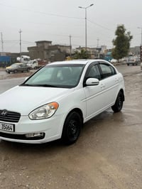 اكسنت 2010 سلايت  4وياله دسك  4تايرات جدد شاشه  كامره  محرك 16شرط  سنو...