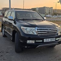 تويوتا لاندكروز موديل :2011 ستينيه  رقم سليمانيه 6 سلندر بارد بالجاملغ...