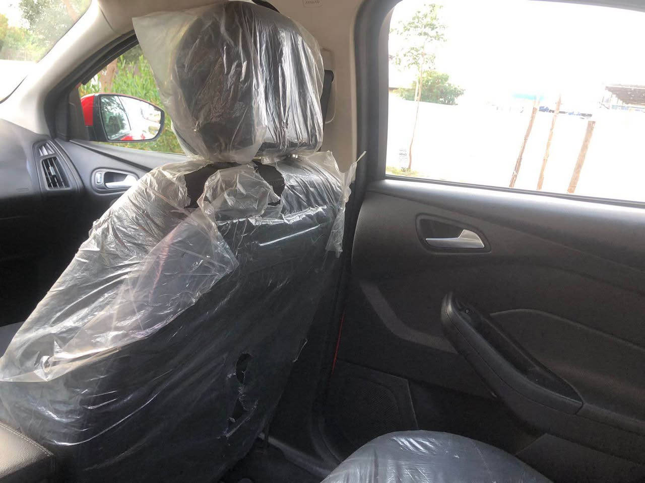 فورد فوكس 2017se

محرك 20 مرغوب 
قطعتين صبغ بونيد وجامرلخ سكن بدون دواخل بدون ايرباك
محرك گير تحويل بشرط
بيها دفتر بنزين 
مكان السياره كركوك 
سعر88
*********** كركوك, العراق
