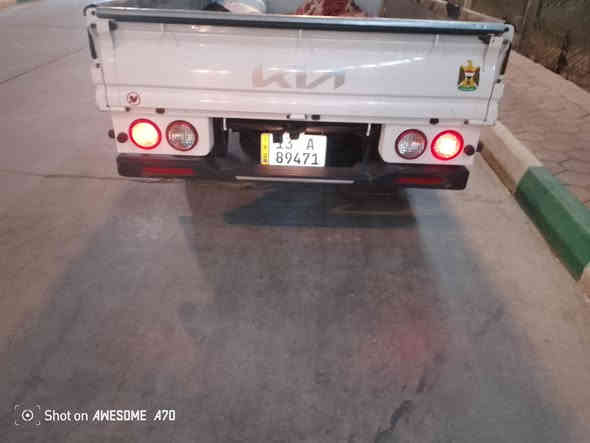 سلام عليكم سيارة  كيه حمل للبيع موديل 2024 كفاله عامه رقم ميسان سنويه 2029 الستفسار اكثر خاص او واتساب ***********
