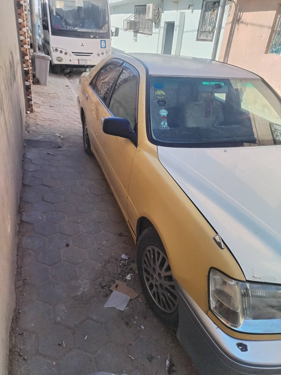 السلام عليكم ملكة للبيع ديفورالچبير شاصي75 تحكمات المالك بلنجف فقط وكاله السعر 75 مصفره غرامات وهيئه السياره كلش حلوه الرقم التليفون ***********
