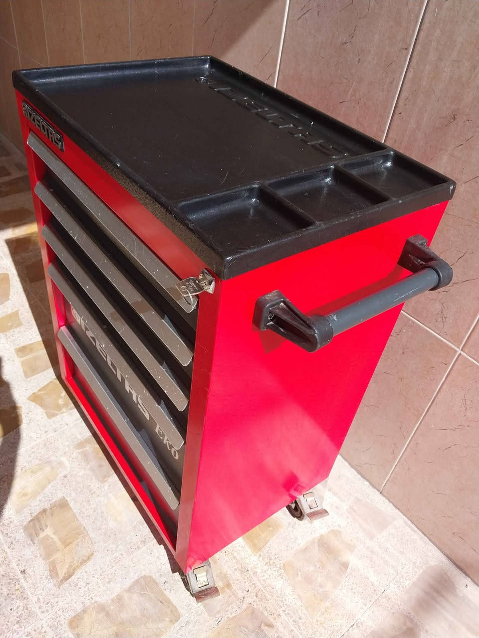 صندوق عدد يدوية مع مجرات ماركة تركية درجة أولى السعر ٥٠٠ دولار أربيل, العراق


**إذا كنت صاحب هذا الإعلان وتريد حذفه لأي سبب، رجاءا أرسل رسالة إلى الدعم الفني**