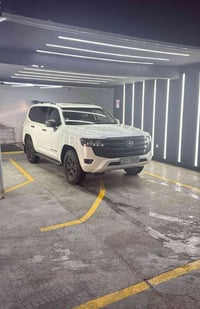 لاندكروز GX • ٢٠٢٢ • ٧٧ الف كم