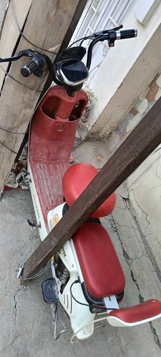 سلام وعليكم دراجة شحن الوصف موجود بالصور للتواصل *********** بغداد, العراق
