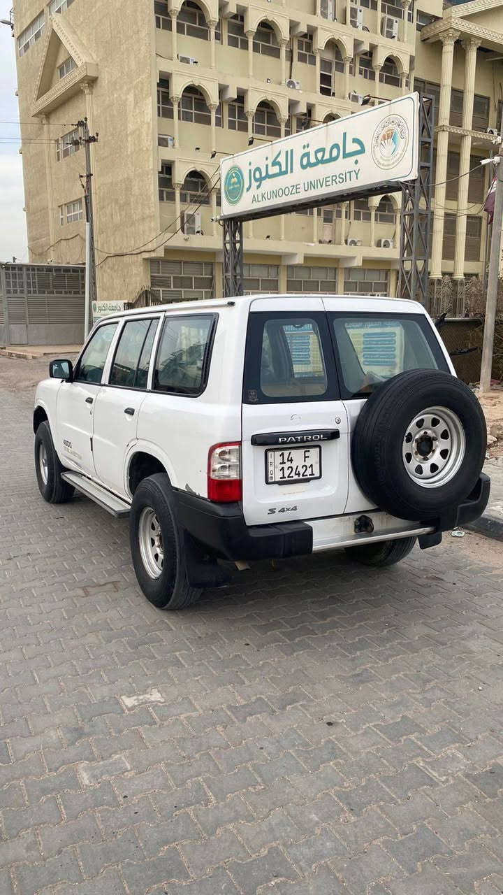 نيسان باترول 2003
كابريتر محرك 4500

كير عادي

 رقم بصرة سنوية 2030

 سيارة كير ومكينة البلاد

 سبير

 مقاعد جلد مدوشمة لحماية المقاعد

 تكاية عدد 2

داخل نظيف 

مكان السيارة البصرة قرب جامعة المعقل جديدة 

***********
