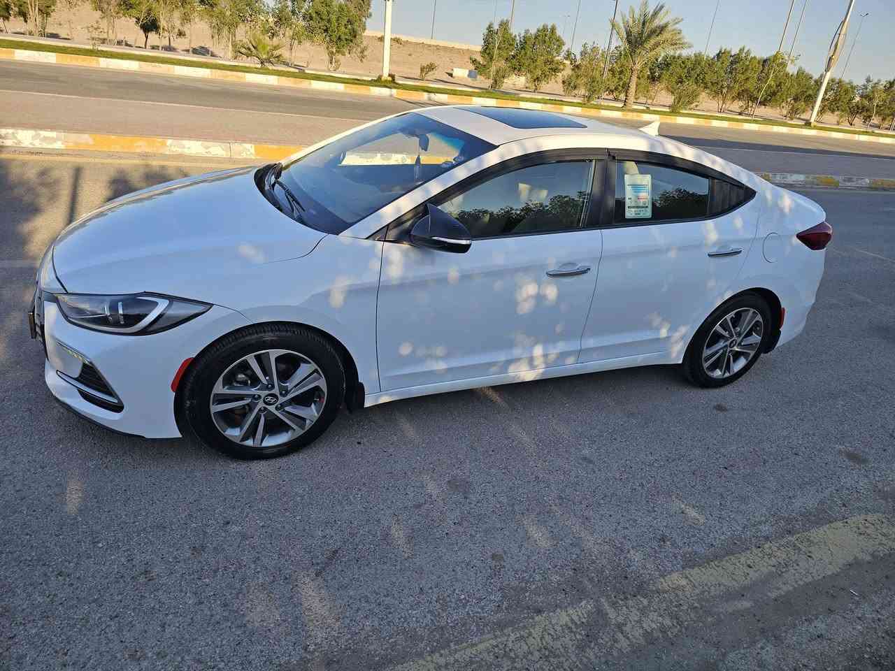 السلام عليكم
النترا 2018 خليجي
المواصفات فول 1/1 عده بصمه 
السياره بشرط بعدهه جديدة
 ماشيه 150
مكفوله كفاله عامه 
محرك 2000 دوش (سوبر)
حساس امامي خلفي  
لايت لد 
فتحه سلايت 
فول تحكم استيرن
قطعتين تبريد  
اشاير مري ومري شفط 
يدات نيكل
رقم سليمانية 
مكان الفلوجة 
رقمي ***********
