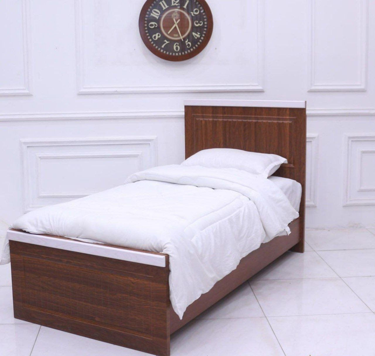 سرير نفر خشب صيني 

السعر ١٦٠ ألف 

قياس 90*190سم 

توصيل داخل بغداد مجاني


**إذا كنت صاحب هذا الإعلان وتريد حذفه لأي سبب، رجاءا أرسل رسالة إلى الدعم الفني**