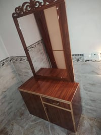 خشاب مستعمل • خزائن • للبيع