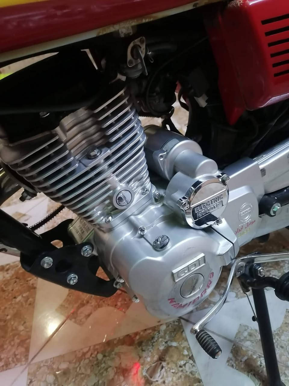 دراجه5 للبيع 23 اي عيب مابيها كهربايات كلها شغاله محرك كبس مامفتوح الدراجه سعر 600وبي مجال حك جيه مكان كركوك وتساب فقط ***********
