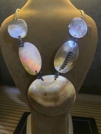 قلاده • صدف ملون • دزاين جميل