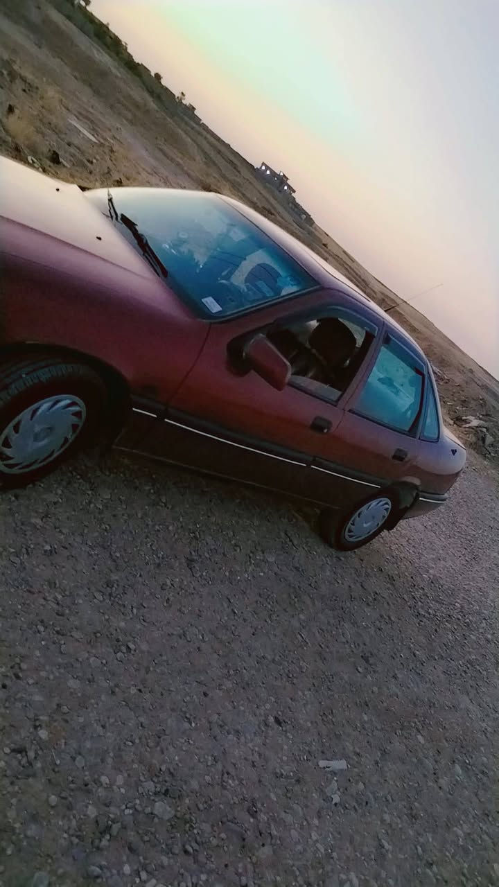 السلام عليكم متوفر سياره اوبل فكتره محرك 18المرغوب السياره بيه دفتر بانزين بلظافه كامره وشاشه وشرط النظافه يعني ما ذب عليه ربع للاستفسار ***********
