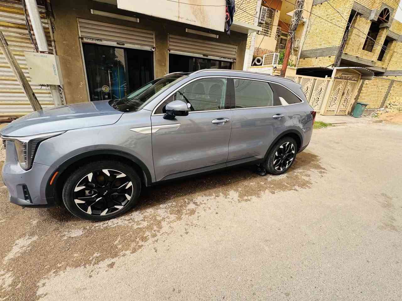 للبيع سورنتو 2025 بانزين  تيربو Vab
موصفات فول 
مكان بغداد المحمودية 
دخول جديد بسمي 
بيه جاملغ نص بنيد صبغ.  
حادثه. ويه صور 
***********
