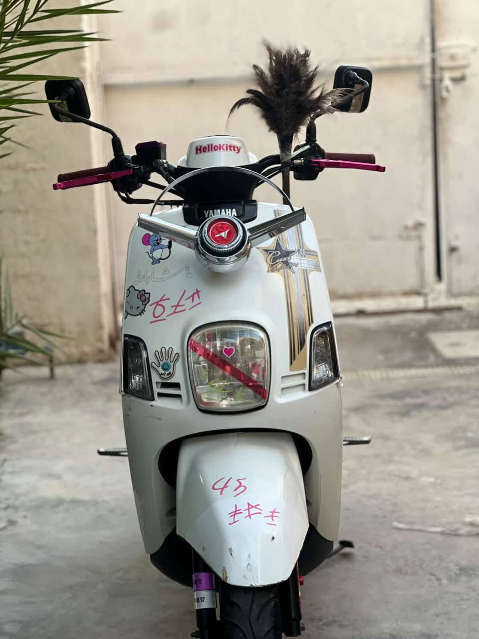 دراجه بوليسيي جديده وبلاديه منزليه من الرمبه السعر 775 وبيه مجال مختمه كله مكان بغداد الاعلام ***********
