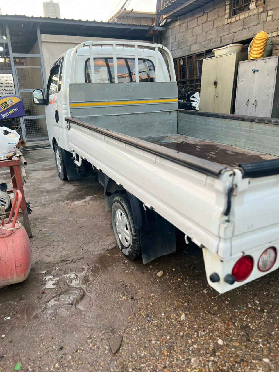 يا لله سلام عليكم
كيه بنكو حمل للبيع  موديل 2018 
سياره مال جناي جاهزه من كلشي ما بيهه نقص برغي شغل واطلع 
السياره مكينه او كير وشاصي مكفولات كفاله عامه تخم تاير 
كهربائيات السياره كلهه شغاله ماكو شي عاطل بيهه ضربه بل ربع الوره سايق ومصبوغ على كدهه 
سنويه جديد لل29 وهزه هم جديد يعني تحويل كبل بصمه وارقام الماني الجديد 
سعرهه 115 وبيه مجال حك الجيه 
للتواصل ***********
موجود وات ساب
