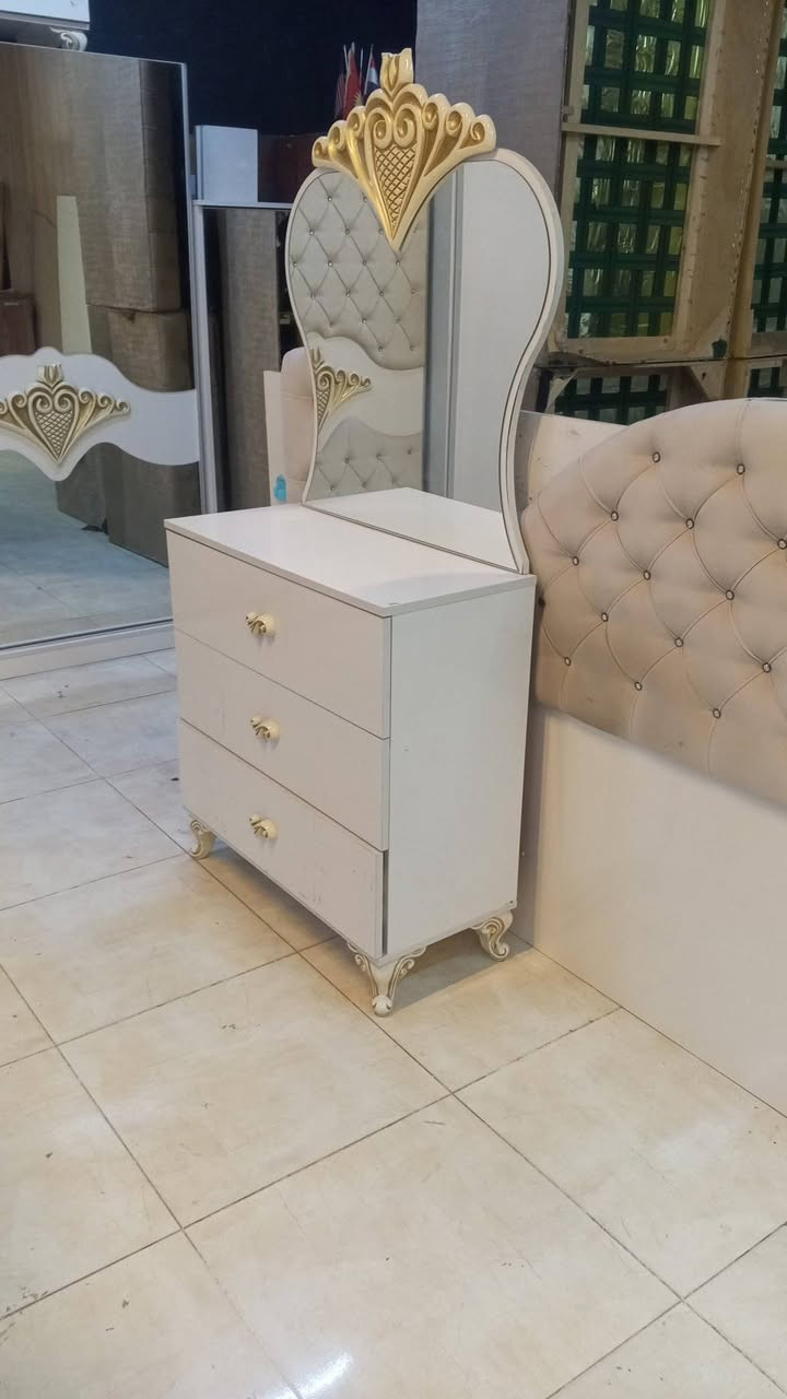 غرفه نوم مستعمله خمس قطع موبيليات زنكنه اربيل لوان سيتي تواصل خاص


**إذا كنت صاحب هذا الإعلان وتريد حذفه لأي سبب، رجاءا أرسل رسالة إلى الدعم الفني**