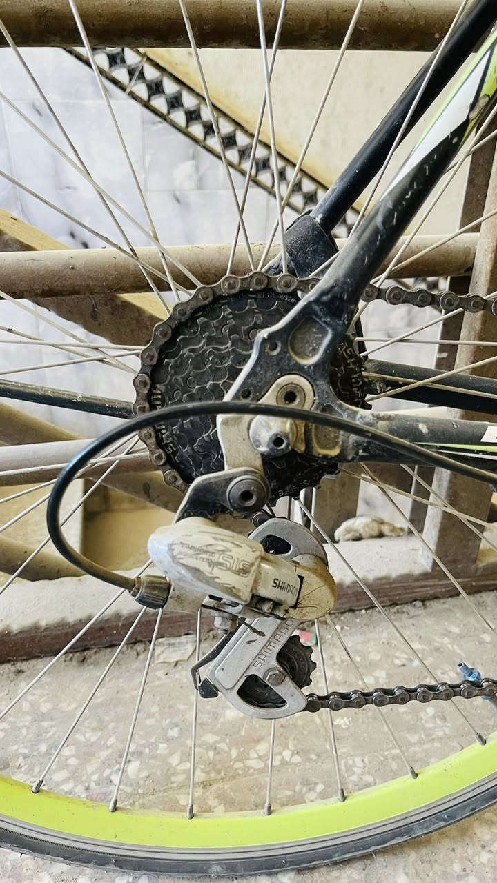 بايسكل سباق c700 شركة lespo مكاين شيمانو نظيف وجاهز سعر ٨٥ المكان الدورة رقم الهاتف ***********
