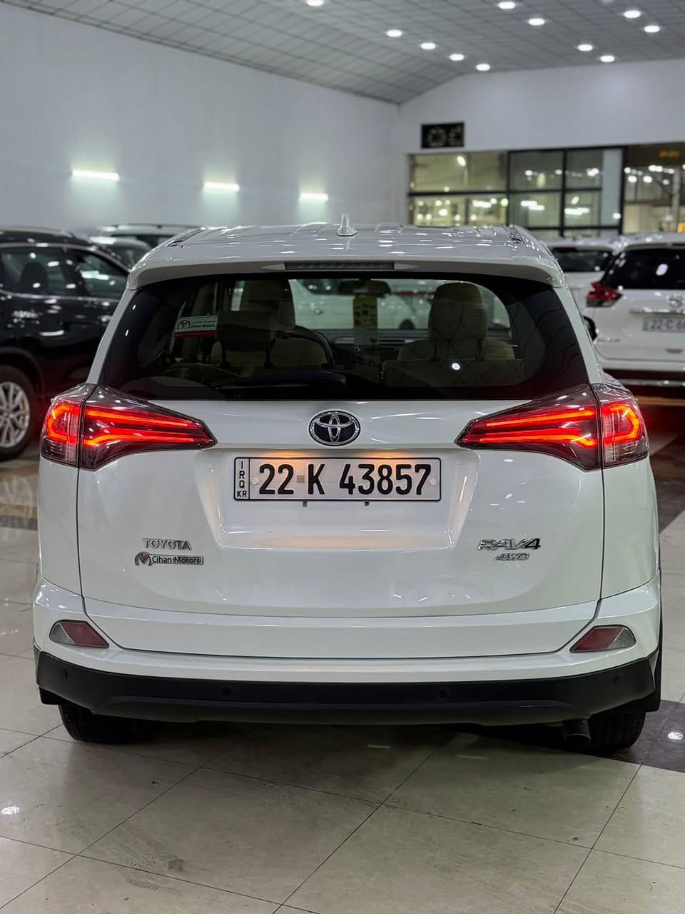 توته راف ٢٠١٨خه ليجي شركة جيهان 
ماشيه ١٣٠. الف
مكينه و كير شرط مكفولا 
سيارا اسمي رقم سنوي جديد ٢٠٣٠
مكان سيارا اربيل شارع ١٠٠
م***********واتس فايبه ر موجود 
م***********
سعر ١٨٨ورقه شويه بي مجال
