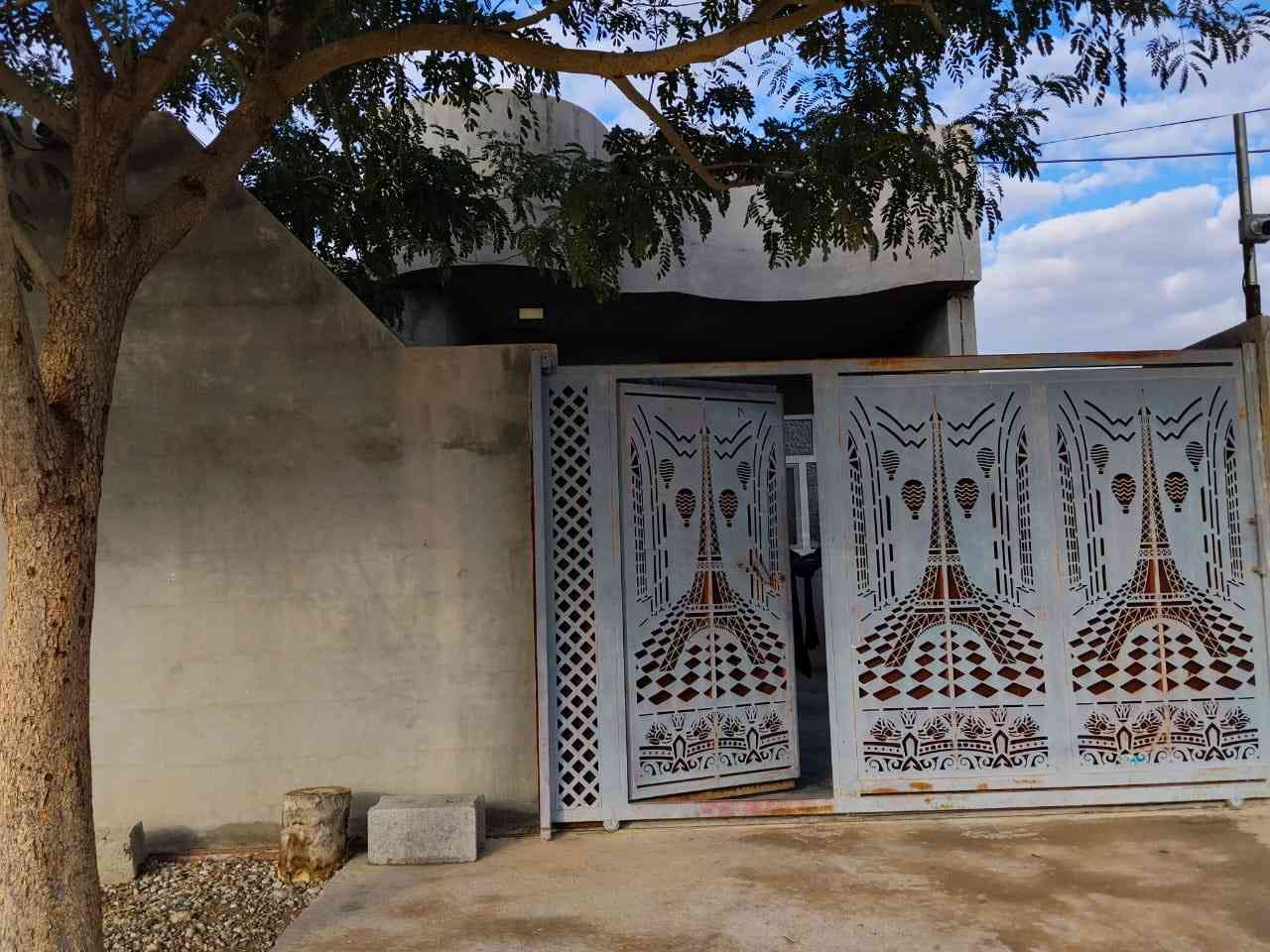 هات هات نایاب و جوان ✅✅✅

سلام علیکم
#خانووی_مۆدێرن بۆ فرۆشتن ⛪💒
ناونیشان 📍 ناحیەی ڕزگاری (سموود)

◼️ گەڕەکی سەنگاوییەکان 🌃بەرامبەر مزگەوت حاجی عمری گێژە✅ 
◼️ ڕووبەری 6 بە 20 = 120 مەترە 📏📐
◼️ کامل ژوورەکانی کاشییە ئەرزی سەبە 
◼️ پشت مال حسین مەنسور 

🔴 ژوورەکانی ئەم خانووە پێکهاتووە لە ⬇️

🔶 میوان 🪑🚪
🔶 مطبخ ☕🍽️
🔶 مساعد مطبخ ☕🫖
🔶 هۆڵێک 🖼️🌄
🔶 دوو نوستن 🛋️🛏️
🔶 ڕۆشنایی 🪟
🔶 مشتەمەلات 🛁🚿

بۆ زانینی نرخ 💵 تەنها خاڵێک لە کۆمێنت دانێ ڕاستەوخۆ بە نامە نرخەکەیت پێ دەگات یان پەیوەندی بکەن بەم ژمارانەوە 📲📞📳

***********📞✅
***********📞✅

دەتوانن سەردانی
#نوسینگەی_محمد_یاوەر_محمد بکەن 

ناونیشانی نوسینگە ◀️ ڕزگاری جادەی نێو بازاڕ 🛣️
🔴 سەرووی شارەوانی سموود. 🌆🏣
🔴 تەنیشت شیرینی خانەی زانا🍹🏢

ئێوەی بەڕێزیش هەر موڵکێکتان هەبوو بۆ فرۆشتن یان ویستان بیکڕن دەتوانن ڕەسم و زانیارییەکانتان بنێرن بۆ ژمارە ڤایبەری 📳✅ ***********
