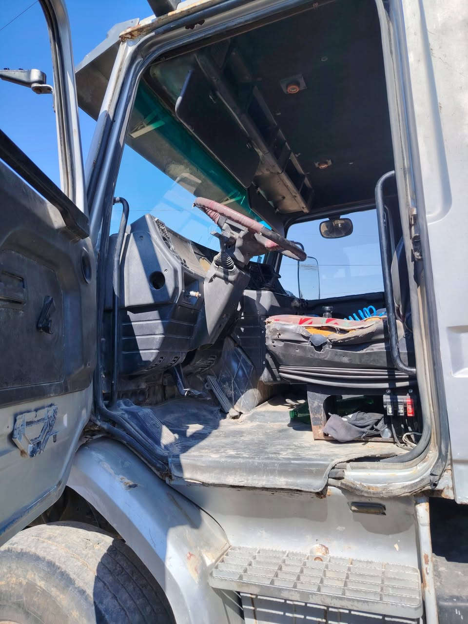 سلام عليكم للبيع سكانيا 112قمارته مال 113رقم بغداد صدامي سعر 115وبي مجال *********** اني امكلف بل نشر لا تراسلني العنوان ناحية القياره الموصل
