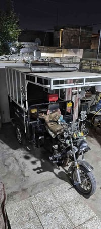 توك توك • للبيع • نجف