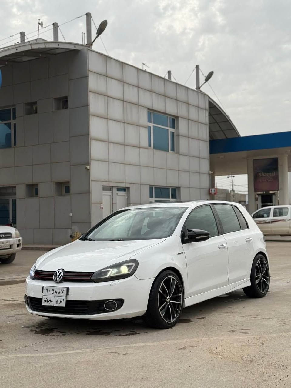 واتس ئاپی لەسەرە (***********)

VW Golf GTI 2011  

( سحری ٨٥وەرەقە و 
محامەلە)

٣٠٠$ غرامەی لەسەرە پاش معاملە دەگیریەوە

٦ گێڕی مەرخوب

مەکینە ١٨ تۆڕبۆی ٢٠١٧ لەسەرە 
بەشەرت نەکرایتەوە 

١٦٥ هەزار کیلۆمەتر  رۆیشتوە  زۆر پاک ماوەتەوە

سەیارەکە کامل دەست کاری کراوە سپۆرت کراوە بەرمەجەی لەسەرە
داون پاپ و سەوتی گزۆزی لەسەرە

لایتی گی تی ئای  گۆڵف ٢٠١٨ لە سەرە 
کامل جوانکاری لۆ کراوە

سەیارەکە ٤ ٥ پارچەی بەخە بی لیدران حیزام نیە بەس بە حیزام دەی فرۆشم 
دەحمی نیە پێش و پشتی کەپسە  
بێ ناو گرتن ئێڕباگی بە شەرت نە تەقیوە 

گێر و مەکینە و تەبرید و کارەبایاتی بە شەرت 

٤ تایە و ویلی سپۆرت  لە سەرە 

‎مواسەفات  //-
‎١-گێڕ تۆماتیک ٢- سلایت ٣-کوشن هیتەر  ٤-تەبریت مەرکەزیAux٥-تحدید سورحە ٦-گێڕ سپۆرت ٧-لایت لید و زینۆن ٨- تراکشن ٩- سەوتی گزۆزی سپۆرت ١٠-زۆر مواسەفاتی تر 
 
سەیارەکە یەک دینار مەسروفی تێدا نیە بێ کێشەیە بە شەرتی فەعس 

سحری (٨٥) مەجالەکی کمی تیدایە 

سەیارەکە لە هەولێرە

*********** أربيل, العراق
