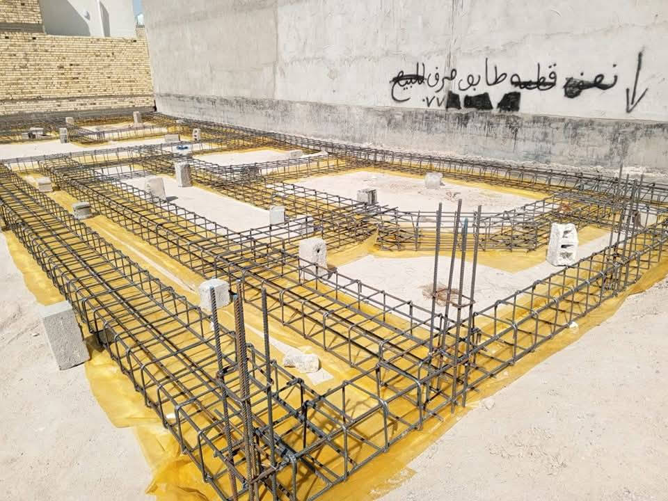 السلام عليكم نجار  متفرغ تريد اسلمك هيكل شغل درجه اولى  ***********
