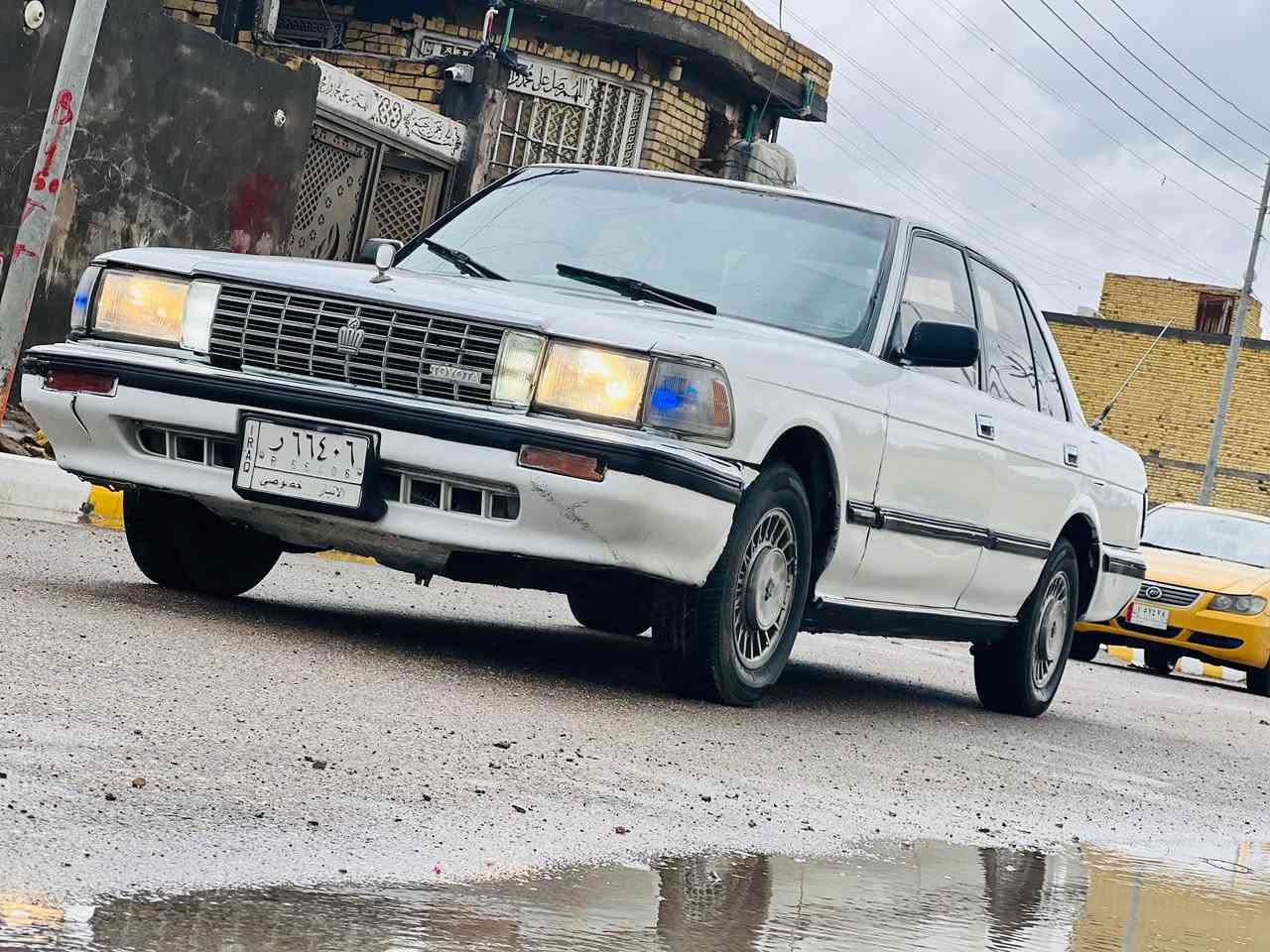 سلام عليكم شباب سيدان موديل 90 ايسر بلاد السياره جاهزه كير محرك حداديه تبريد بس غاز مكينه ففتي كهربايات كله شغاله شاشه كامره سايد بريك تخم تاير جديد السياره مال جناي السياره بسمي تحويل ثاني يوم مشروع وطني 
السعر )(42) وبيه مجال حك الجيه مكاني ناصريه سوك شيوخ شراي ينتصل على رقم الهاتف مكلف بلنشر )(***********) ناصرية, ذي قار
