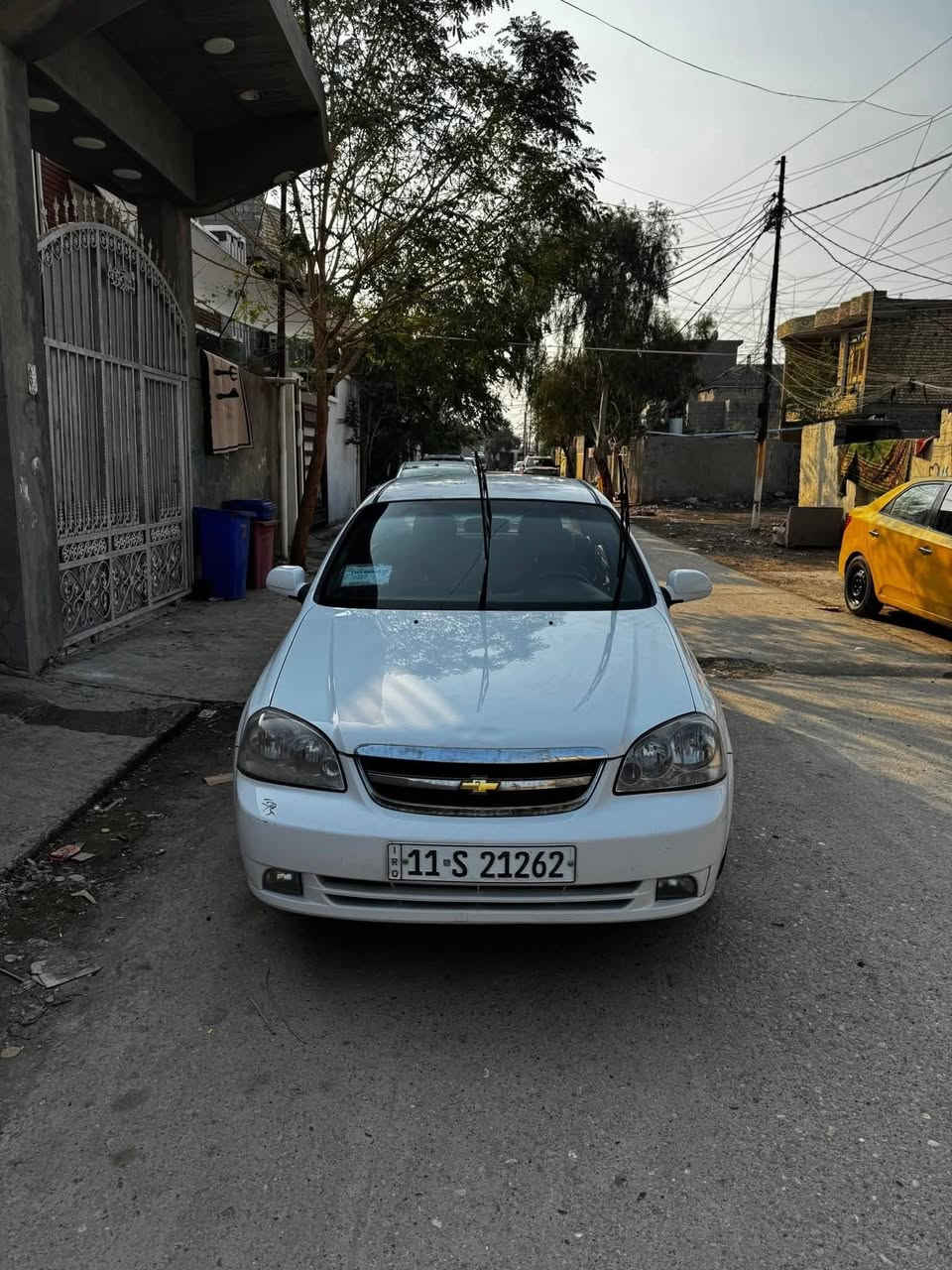 موديل ١٢ رقم بغداد
سياره جديده وجاهزه وضع شركه كير محرك تبريد كفاله عامه شاشه كبيره اندرويد كامره خلفيه دواره
 تخم تاير دوشمه
 سياره ناعمه
ماشيه 170كم
سنويه وهزه جديده
 جاملغ خلفي شبر صبغ والجاملغ الامامي صبغ
والباقي كفاله عامه
سعرها ٨٧ سياره ماتحتاج ربع دينار مصرف جاهزه
مكان السياره مجمع بسمايه
***********
