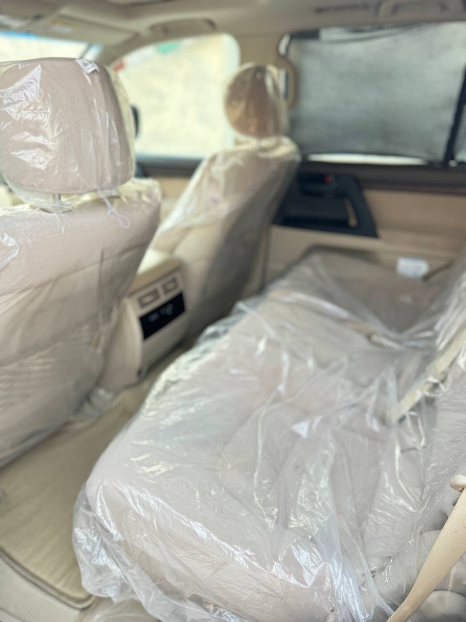 لاندكروز مديل 2020 خليجي كفاله عامه السياره ع وضع الشركه استخدام شخصي 6 سلندر كفاله شرط كير مكينه تخم تاير حداديه تبريد ماشيه 72 الف رقم بصره مشروع وطني السياره ع وضع الشركه كفاله عامه ضربه صبغ تبديل بارد ع سبير ما نازل ارضياتهه الاصليه بصمه ثانيه بيع او مرواس حسب القناعه السياره رقمها مميز كلش حلو السعر 525 وبيهه مجال بسيط رقم الهاتف *********** عنوان السياره بصره قضاء المدينه
