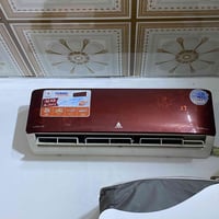 سبّلت 1.  ونص طن  شركه الحافض مستخدم قليل   شغال عل  فحص اشراي  يجي اي...