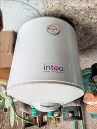 سخان كهربائي • ٥٠ لتر • مستعمل موسم ونص