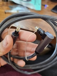 قطعتين • انترنت ضوئي