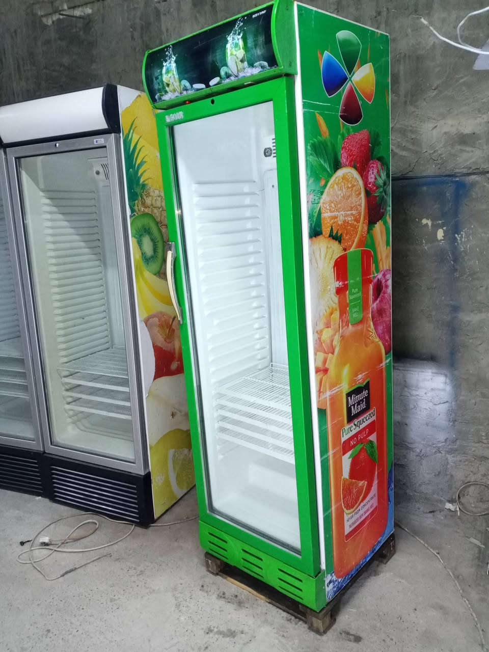 السلام عليكم برادات ايكور تركي ع وضع الشركه حجم 30 وحجم 22قدم العنوان بغداد شراي يتصل 
***********
