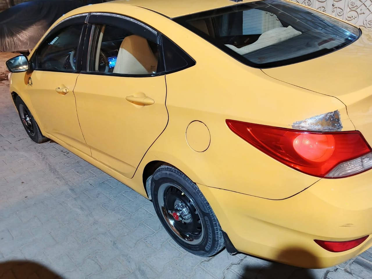 السلام عليكم اكسنت خليجيه 2014 جاهزه مكينه دوش 1600 كير مكينه تبريد صدر خير من الله مابيها لاضربه ولاتبديل فقط هاي اماكن معجون رقم بغداد الماني تحويل ثاني يوم سعرها (78) بغداد الوشاش بلكرخ ***********
