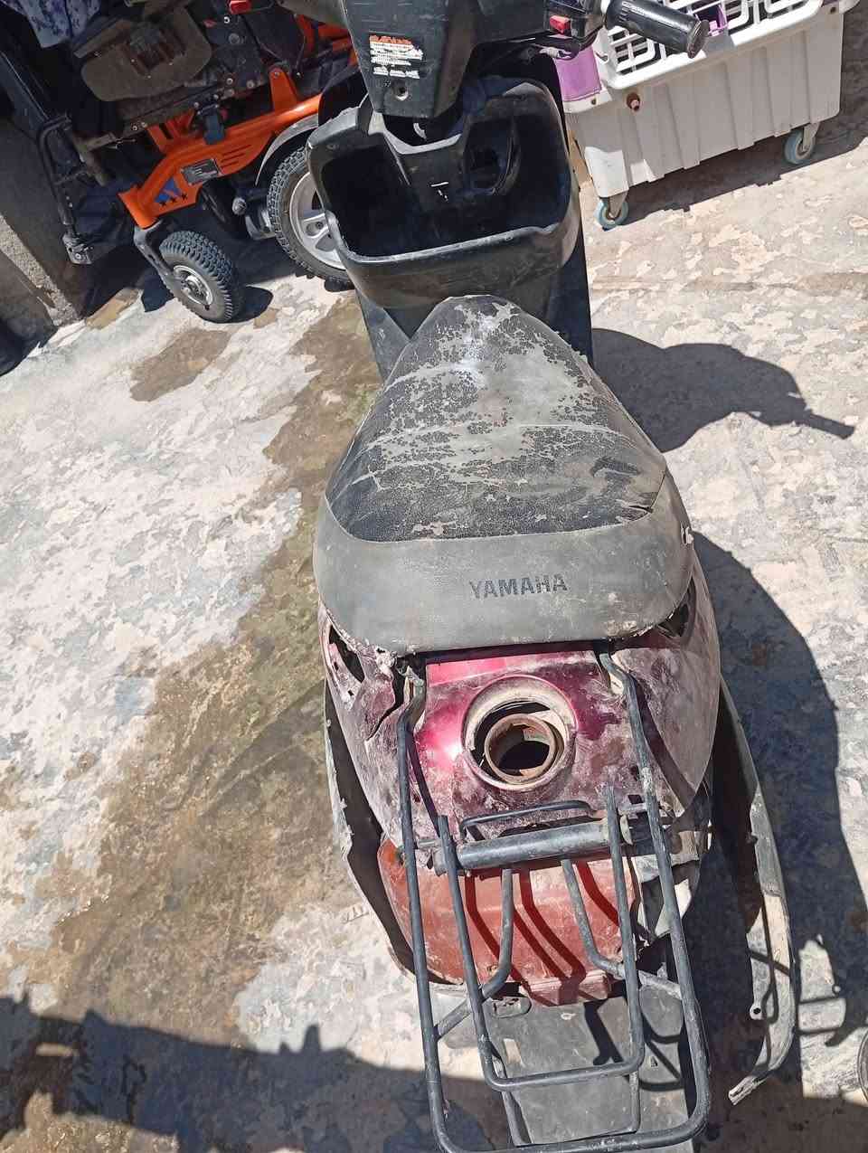 سلام عليكم دراجه للبيع ماعرف شنو عطلهه مابيهه ضفير مسويلهه جطل بيهه ناريه بس ماتشتغل ابيع كوم حديد شوفت عينك السعر 50العنوان طويريج


**إذا كنت صاحب هذا الإعلان وتريد حذفه لأي سبب، رجاءا أرسل رسالة إلى الدعم الفني**