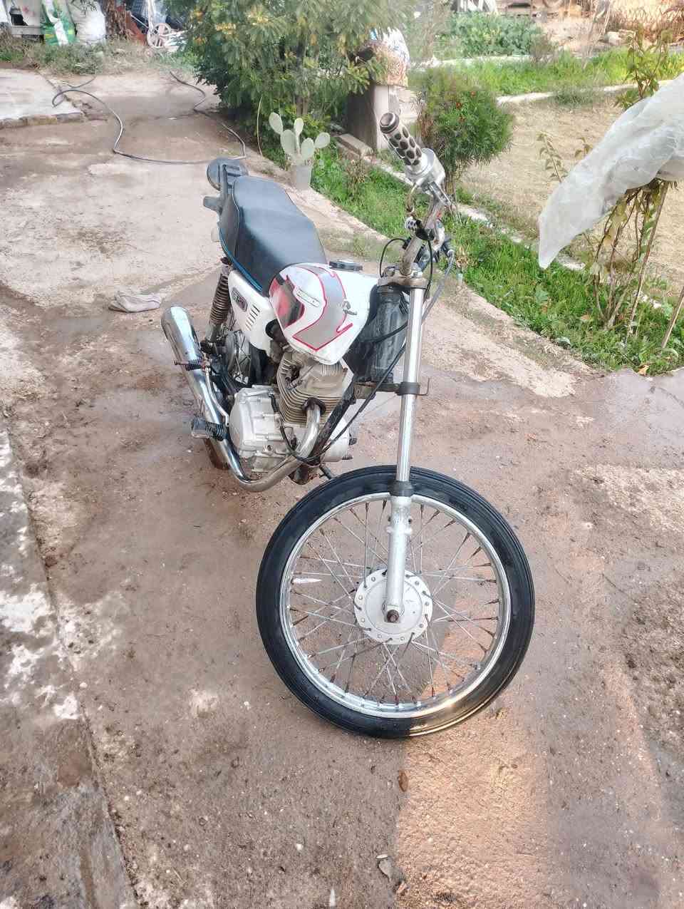 دراجه اربع دراجه حلو وخير من الله سعرع 250وبيه مجال مكاني طويريج دراجه عوزه تفيلس وبيه نضيح قليل من جبنه ***********ابيع هال موجود كلك مكفوله
